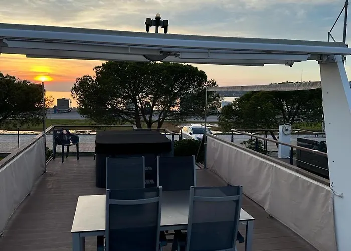 Tatil Evi Floating House Sunset Joy *