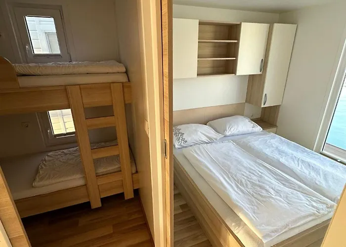 Floating House Sunset Joy Tatil Evi Portorož