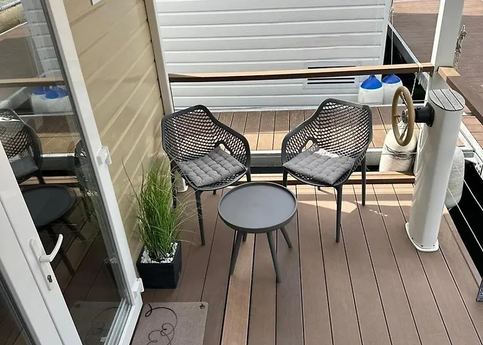 Floating House Sunset Joy Tatil Evi *