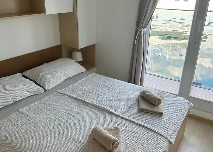 Floating House Sunset Joy * Portorož